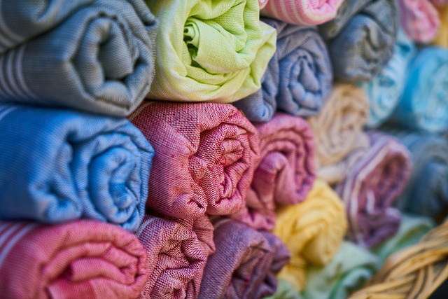 Fra silke til bomuld: De forskellige materialer til pudebetræk og deres fordele og ulemper