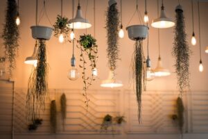 Moderne loftlamper i elegant design til enhver indretning