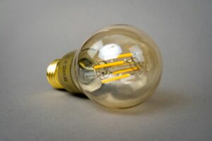 LED-belysning i boligen: Sådan kombinerer du godt arbejdslys med hyggelig stemning